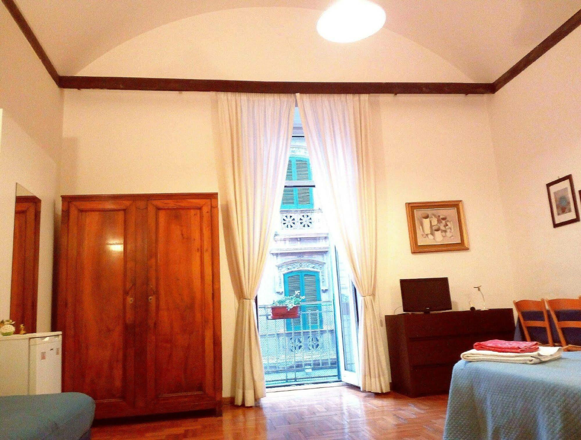 Amedeo Naples