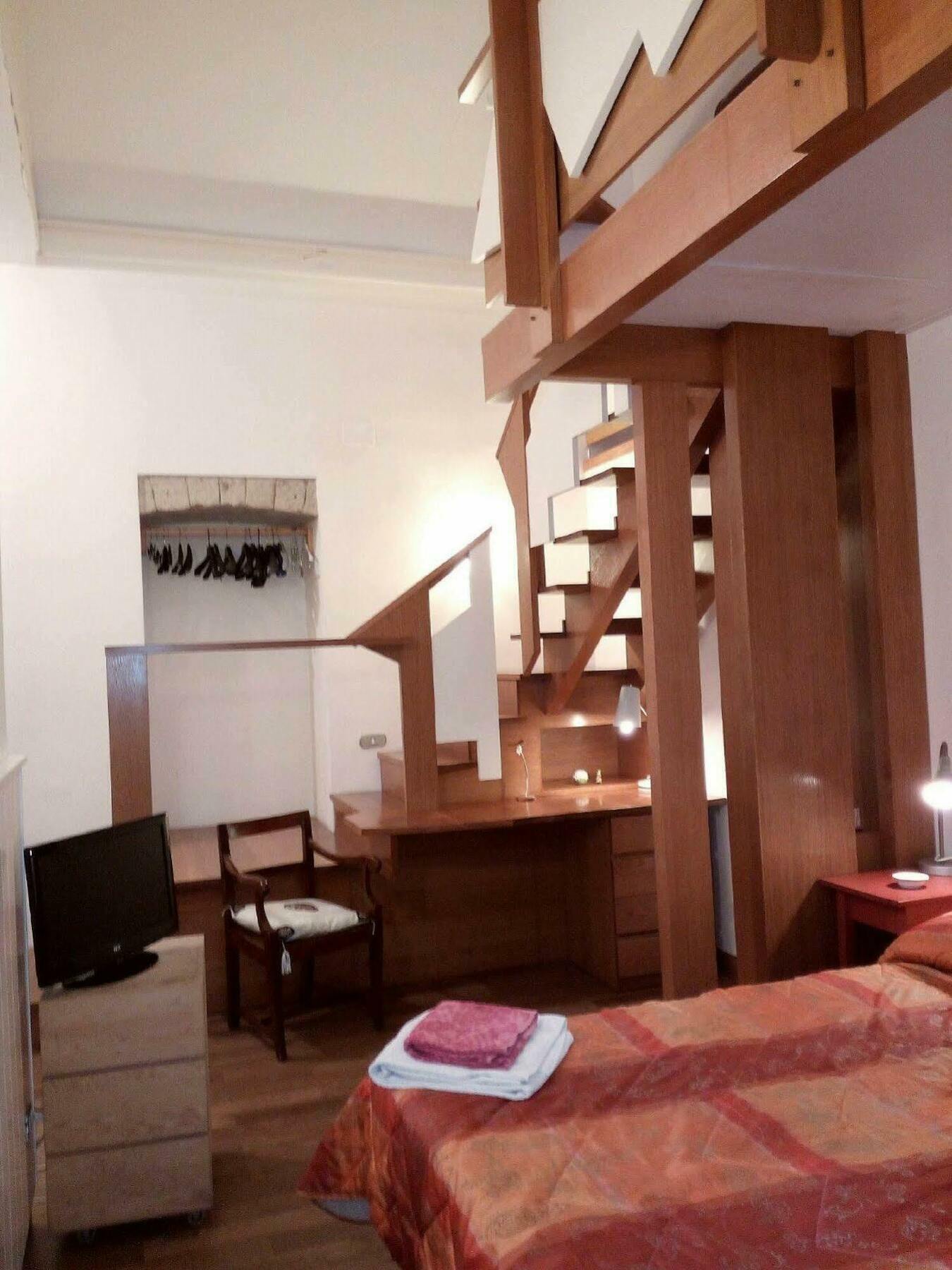 Amedeo Guest house 2*